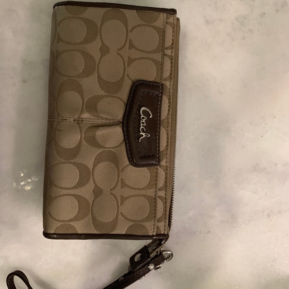 Coach Wristlet Wallet